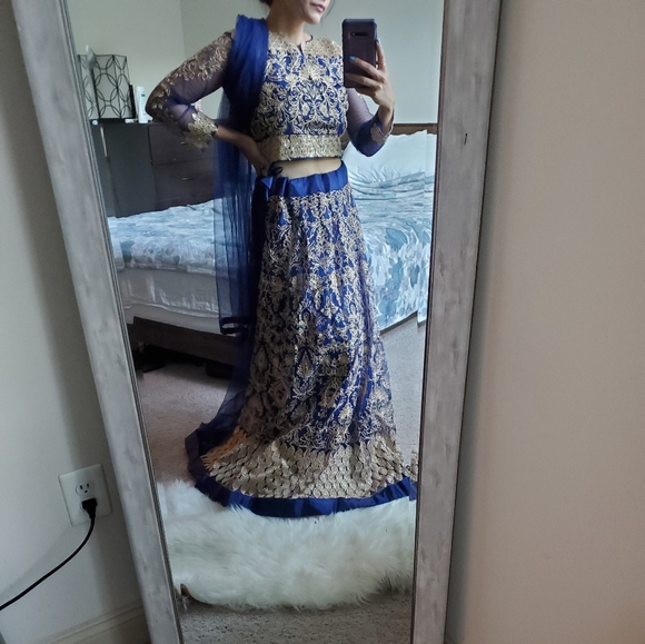 Two piece Indian lehenga dress - Picture 1 of 3